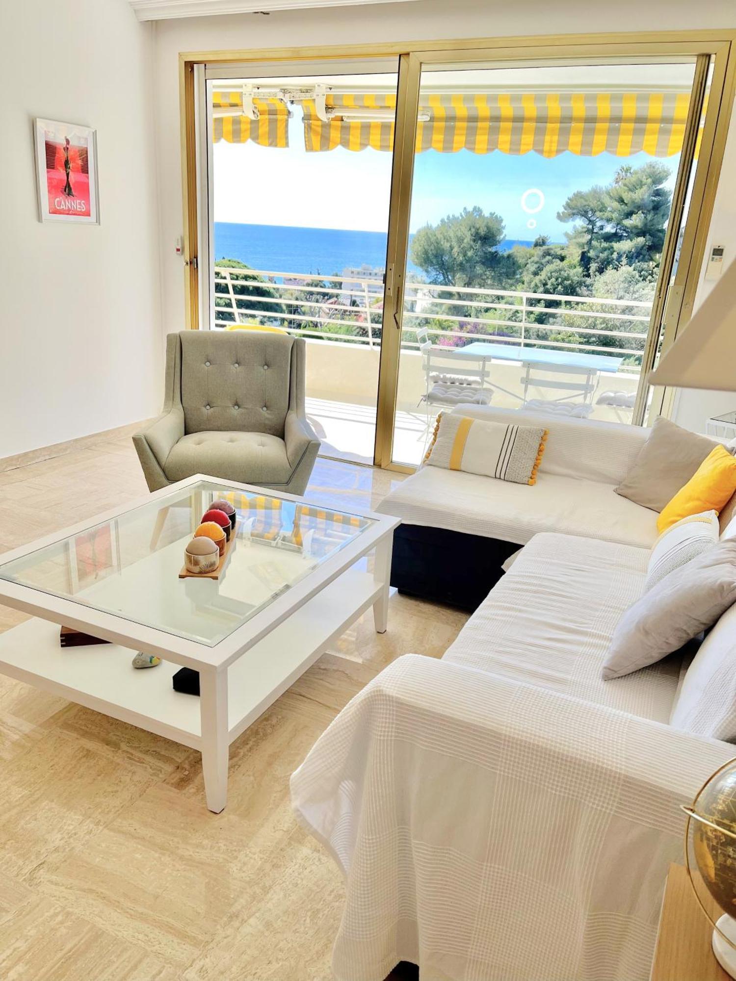 Solezia Appartement, Piscine Et Vue Mer, By Welcome To Cannes